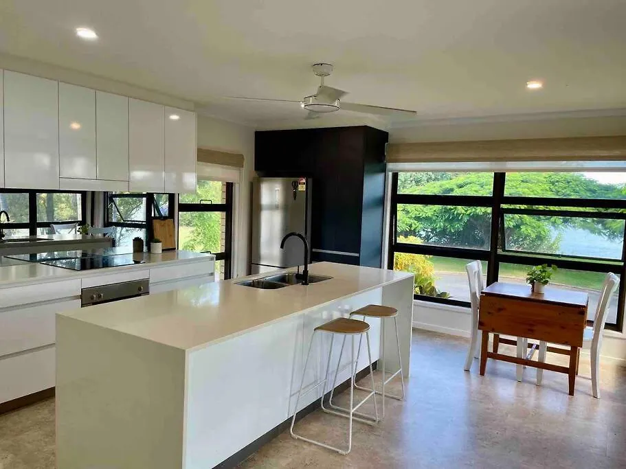 River Lifestyle In Tweed Bilinga